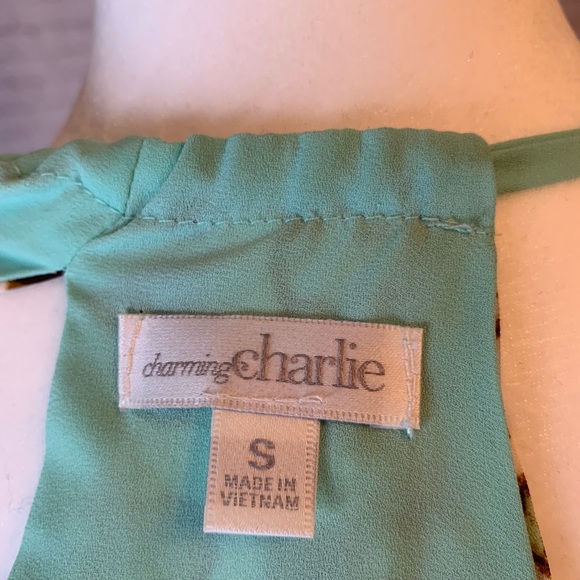 Sleeveless top - Picture 3 of 3